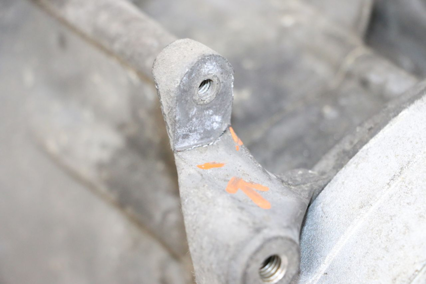 photo de MOTOR PIAGGIO X8 125 (2004 - 2007) - Bevestigingspunten