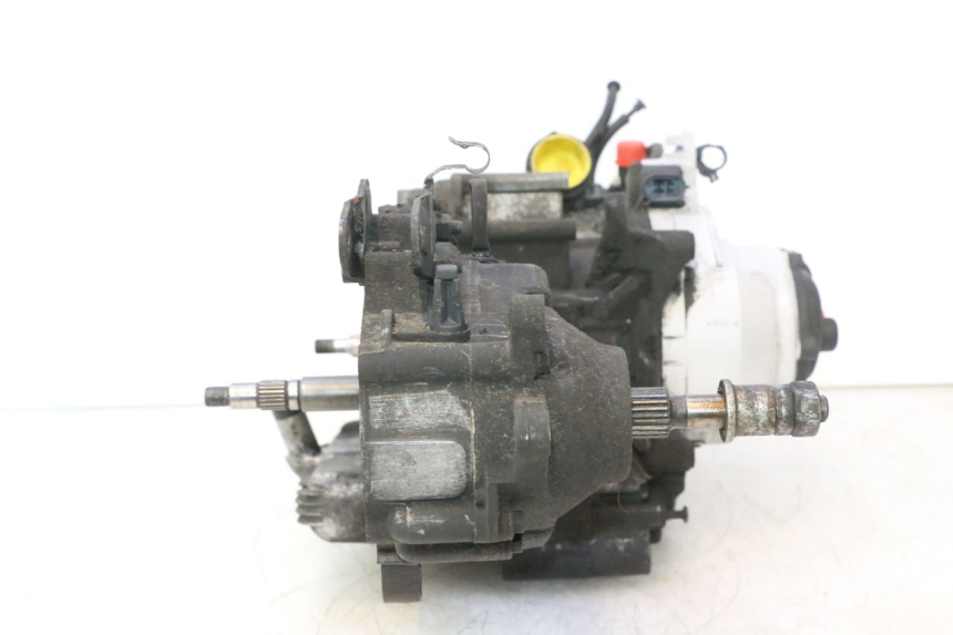 photo de MOTOR PIAGGIO X9 AMALFI 180 (2000 - 2003) - Alternatieve hoek
