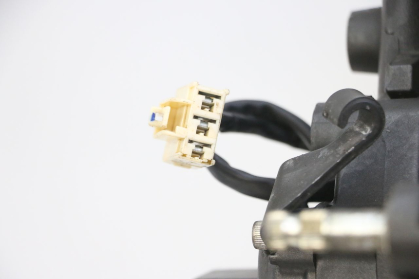 photo de MOTOR YAMAHA XJ6 ABS 600 (2008 - 2016) - Alternatieve hoek