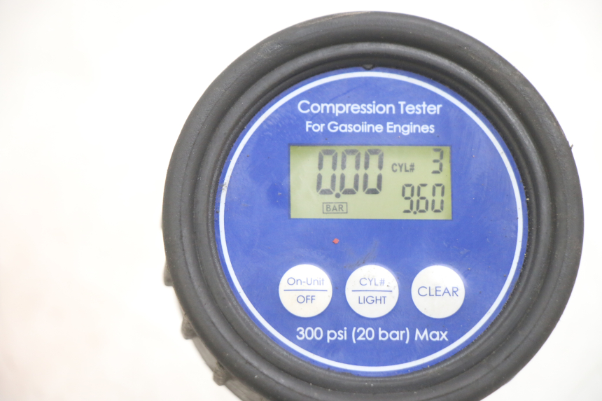 photo de MOTOR YAMAHA XJN DIVERSION 600 (2000 - 2003) - Zoom op gebruiksstaat