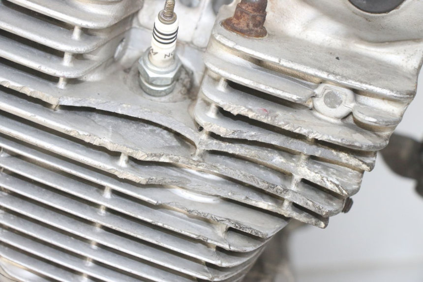 photo de MOTOR YAMAHA XJN DIVERSION 600 (2000 - 2003) - Gecontroleerd onderdeel