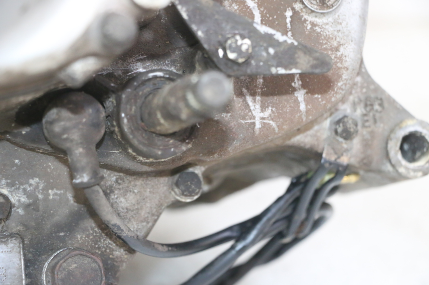 photo de MOTOR HONDA XLV VARADERO 125 (2000 - 2006) - Zoom op gebruiksstaat