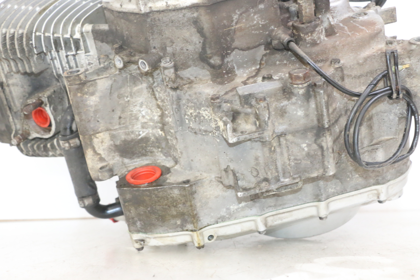 photo de MOTOR HONDA XLV VARADERO 125 (2000 - 2006) - Zoom op gebruiksstaat