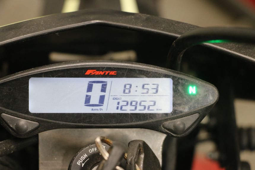 photo de MOTOR FANTIC XM PERFORMANCE 2T 50 (2021 - 2022) - Profielaanzicht