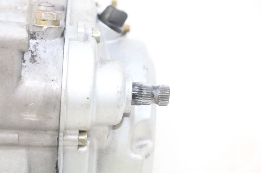 photo de MOTOR PEUGEOT XP6 50 (1997 - 2003) - Zoom op componenten