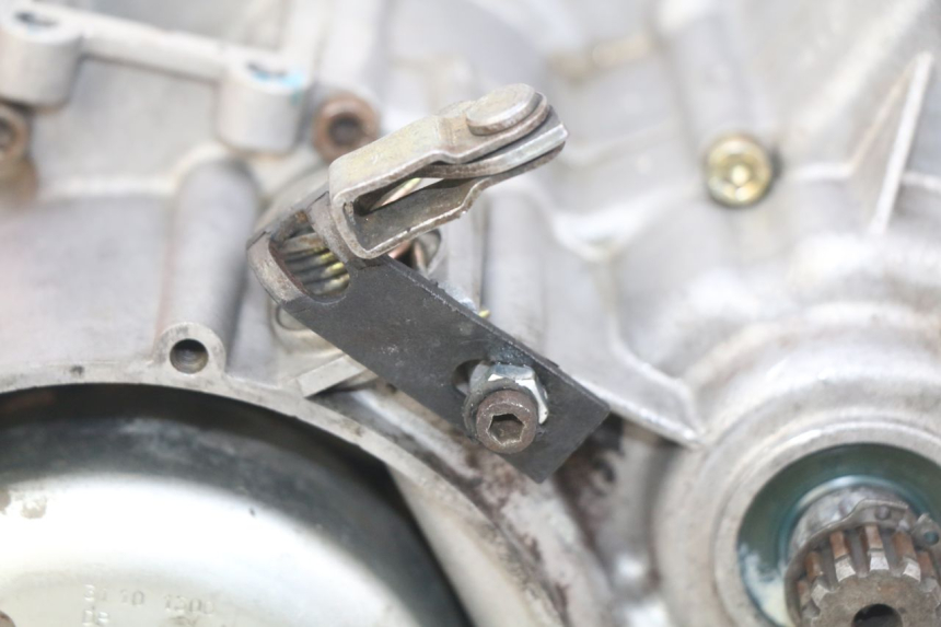 photo de MOTOR PEUGEOT XP6 50 (1997 - 2003) - Alternatieve hoek
