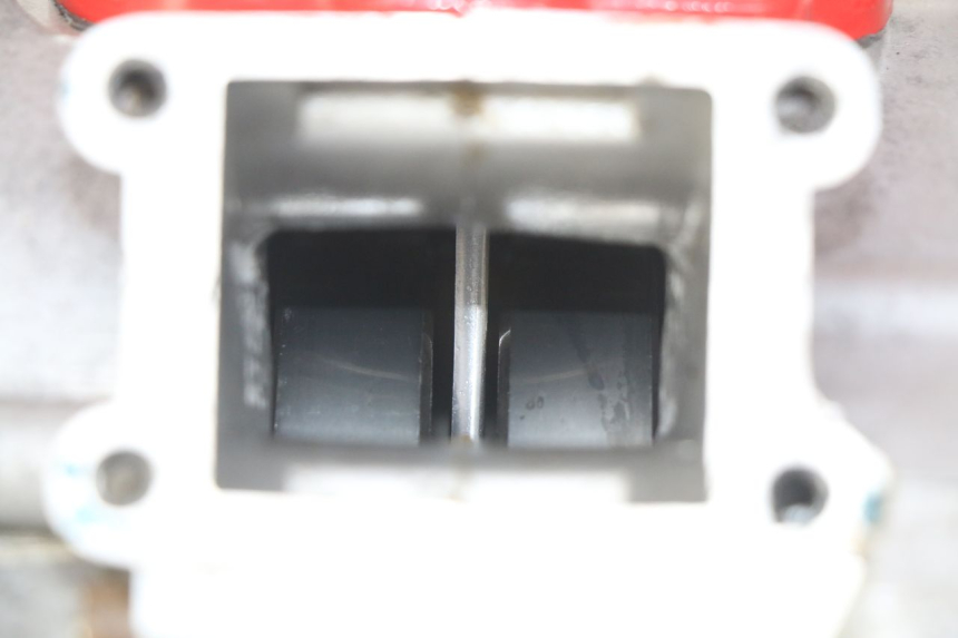 photo de MOTOR PEUGEOT XP6 50 (1997 - 2003) - Zoom op gebruiksstaat