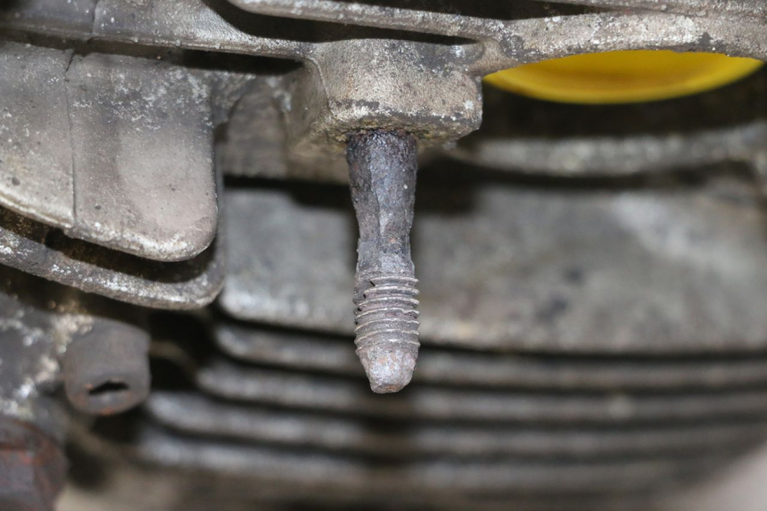 photo de MOTOR YAMAHA XVS DRAG STAR DRAGSTAR 650 (1997 - 2007) - Profielaanzicht