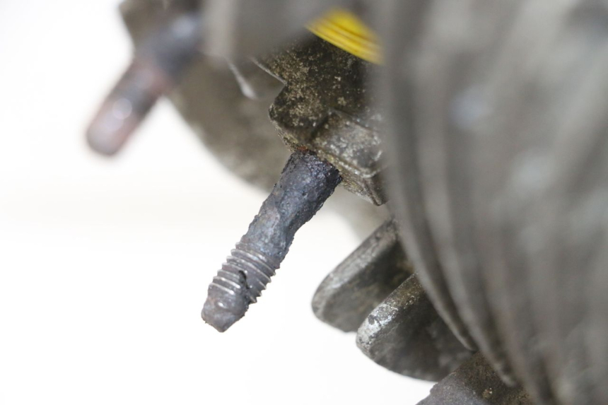 photo de MOTOR YAMAHA XVS DRAG STAR DRAGSTAR 650 (1997 - 2007) - Zoom op gebruiksstaat