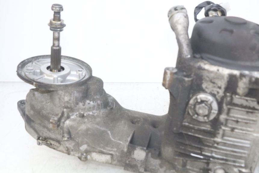 photo de MOTOR YAMAHA YP MAJESTY 125 (2007 - 2010) - Zoom op gebruiksstaat