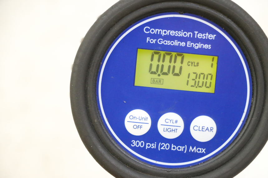 photo de MOTOR YAMAHA YP MAJESTY 125 (2002 - 2006) - Profielaanzicht