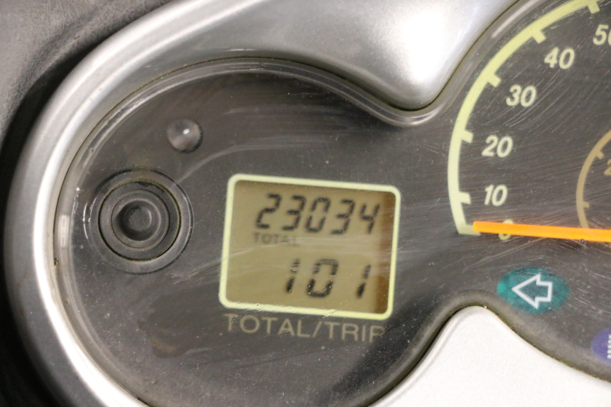 photo de MOTOR YAMAHA YP MAJESTY 125 (2002 - 2006) - Detail van het onderdeel