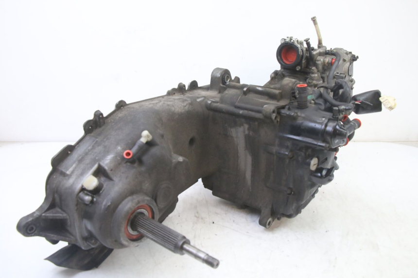 photo de MOTOR YAMAHA YP X-MAX XMAX 400 (2014 - 2017) - Zoom op componenten