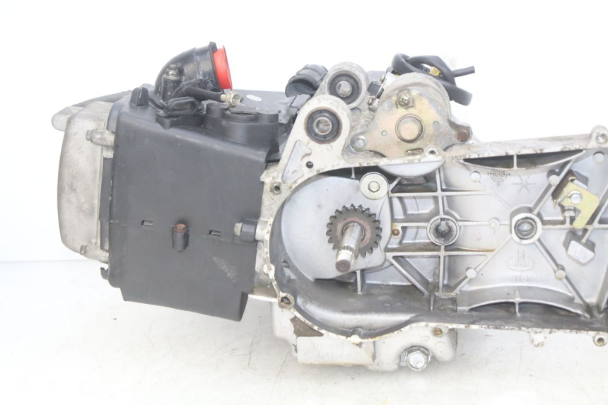 photo de MOTOR YIYING YY125T 125 (2006 - 2014) - Focus op structuur