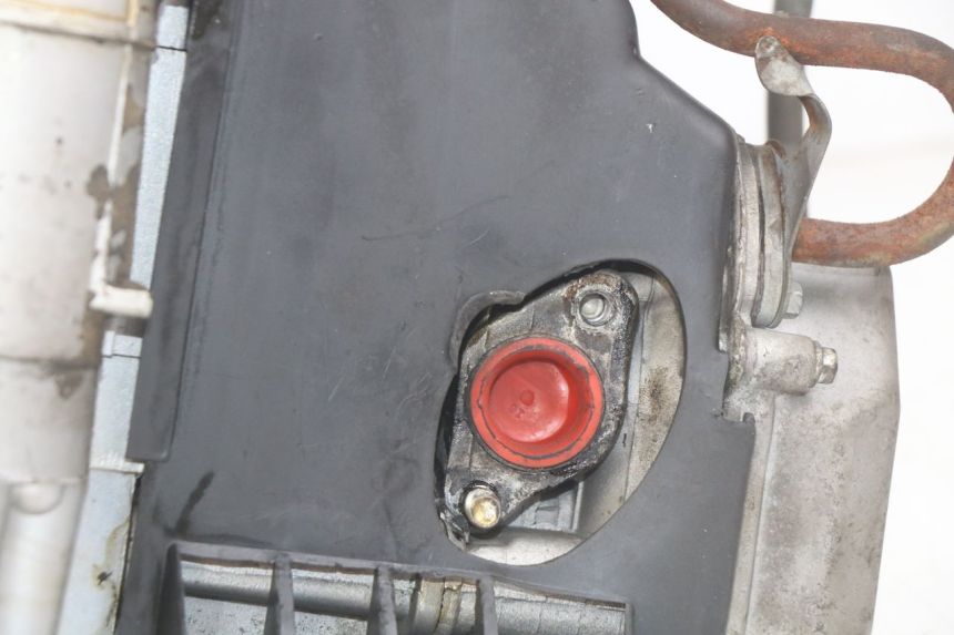 photo de MOTOR YIYING YY125T 125 (2006 - 2014) - Zoom op gebruiksstaat