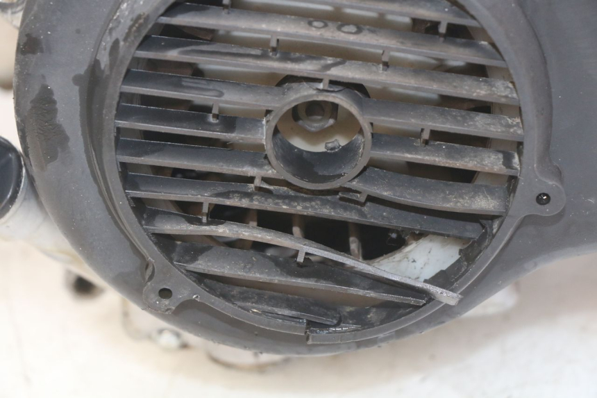 photo de MOTOR YIYING YY125T 125 (2006 - 2014) - Markeringen en referenties