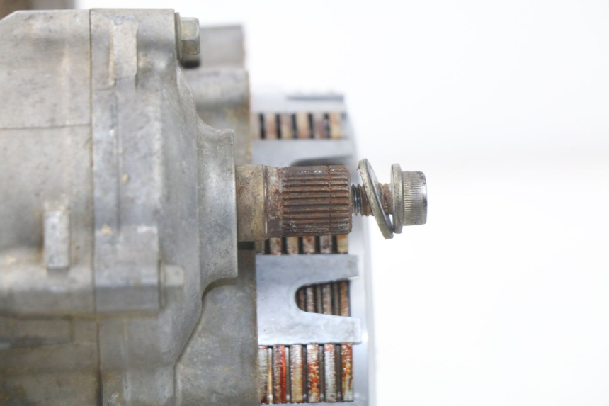 photo de MOTOR YAMAHA YZ-F YZF 250 (2014 - 2018) - Zoom op componenten