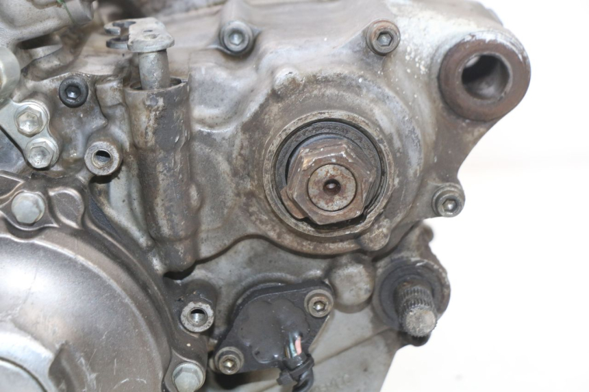 photo de MOTOR YAMAHA YZ-F YZF 250 (2014 - 2018) - Focus op structuur