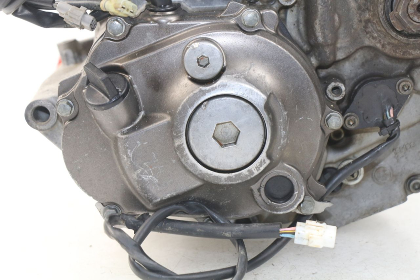 photo de MOTOR YAMAHA YZ-F YZF 250 (2014 - 2018) - Alternatieve hoek