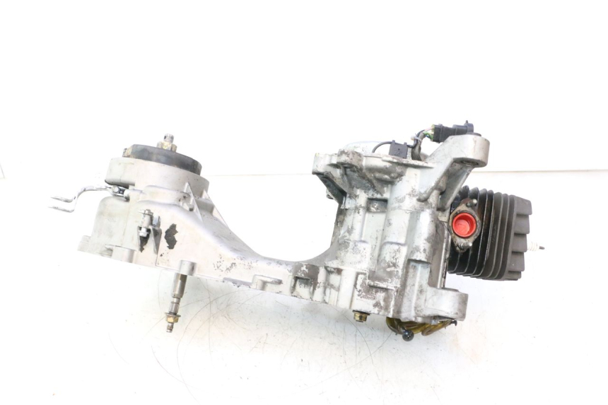 photo de MOTOR PIAGGIO ZIP 2T 50 (2009 - 2019) - Andere kijkhoek