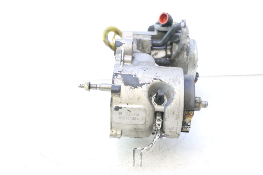 photo de MOTOR PIAGGIO ZIP 2T 50 (2009 - 2019) - Andere kijkhoek