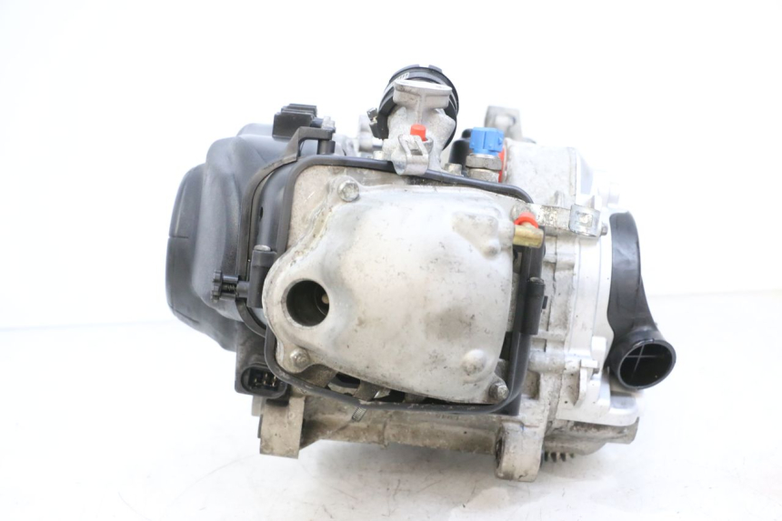 photo de MOTOR PIAGGIO ZIP 4T 50 (2018 - 2020) - Markeringen en referenties