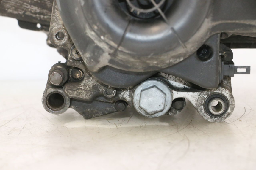 photo de MOTOR PIAGGIO ZIP 4T 50 (2006 - 2017) - Profielaanzicht