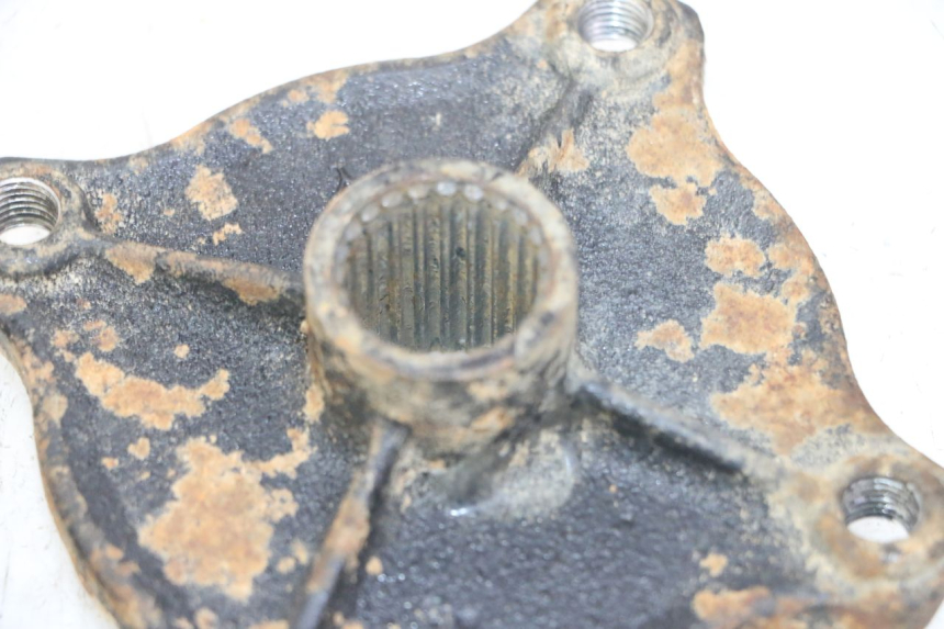 photo de ACHTERWIELNAF KEROX BAZOOKA 110 - Bevestigingspunten