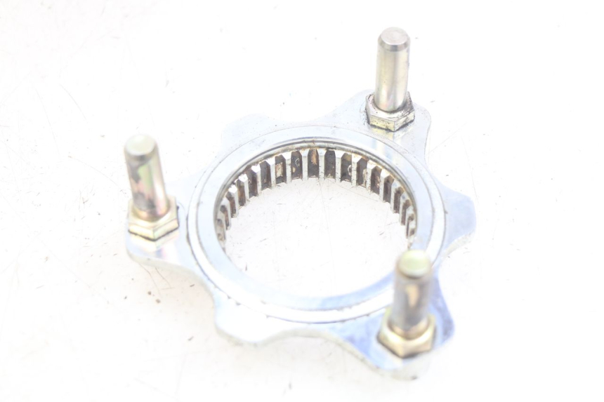 photo de ACHTERWIELNAF SUZUKI BURGMAN 650 (2002 - 2004) - Hoofdaanzicht