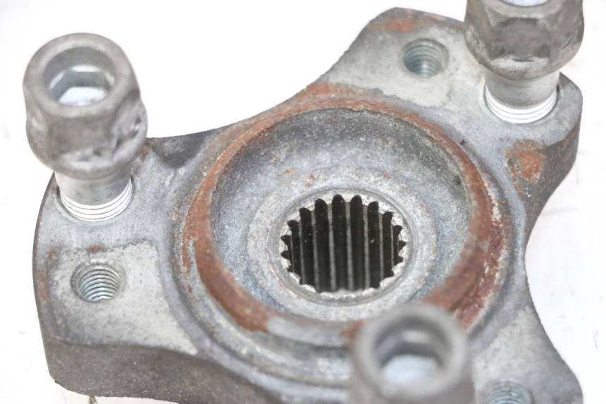 photo de ACHTERWIELNAF PEUGEOT SATELIS 125 (2006 - 2009) - Bevestigingspunten