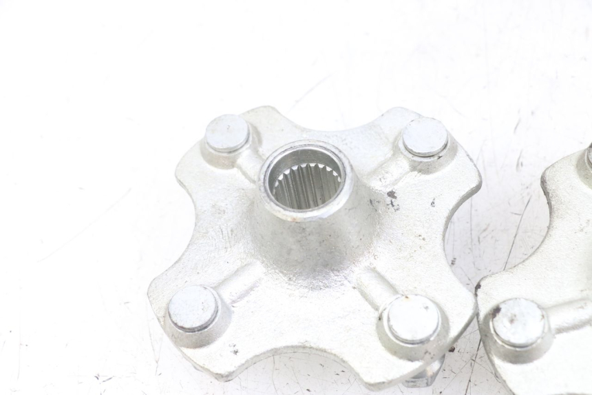 photo de ACHTERWIELNAF HYTRACK ST 170 (2020 - 2024) - Technische close-up