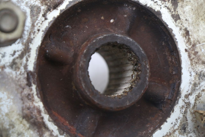 photo de ACHTERWIELNAF HONDA TRX 300 (1988 - 2000) - Bevestigingspunten