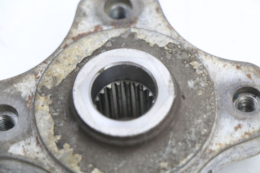 photo de ACHTERWIELNAF SUZUKI UH BURGMAN 125 (2002 - 2006) - Technische close-up