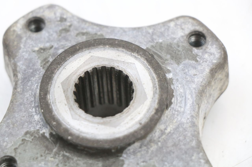 photo de ACHTERWIELNAF SUZUKI UH BURGMAN 125 (2002 - 2006) - Overzicht