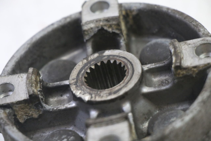 photo de ACHTERWIELNAF HONDA X8R 50 (1998 - 2003) - Detail van het onderdeel