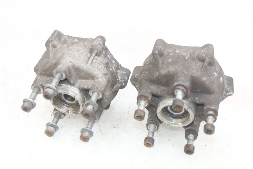 photo de VOORWIELNAAF PIAGGIO MP3 LT 400 (2007 - 2012) - Technische close-up