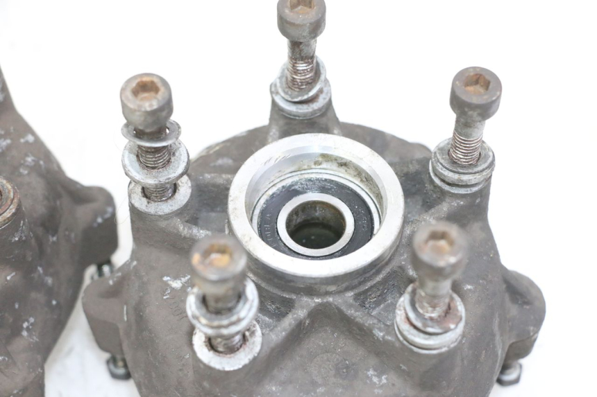 photo de VOORWIELNAAF PIAGGIO MP3 LT 400 (2007 - 2012) - Zoom op gebruiksstaat