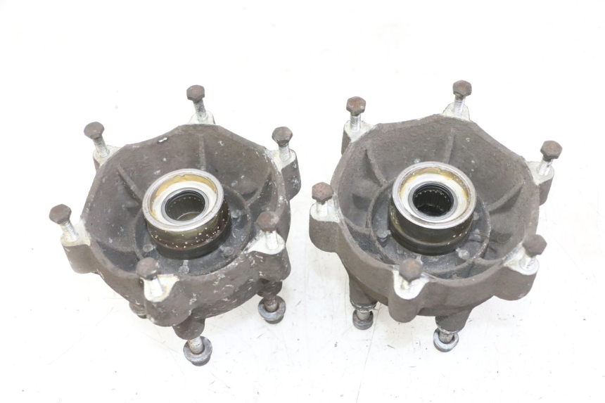 photo de VOORWIELNAAF PIAGGIO MP3 LT 400 (2007 - 2012) - Bevestigingspunten