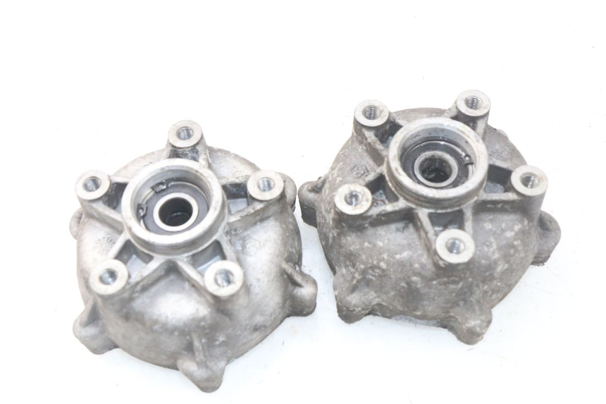 photo de VOORWIELNAAF PIAGGIO MP3 125 (2006 - 2014) - Technische close-up