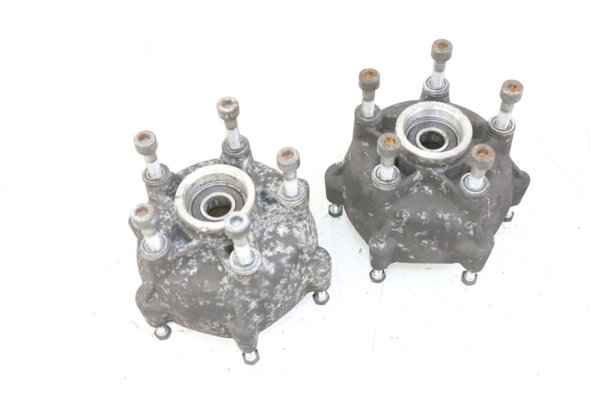 photo de VOORWIELNAAF PIAGGIO MP3 500 (2011 - 2015) - Staat van het oppervlak