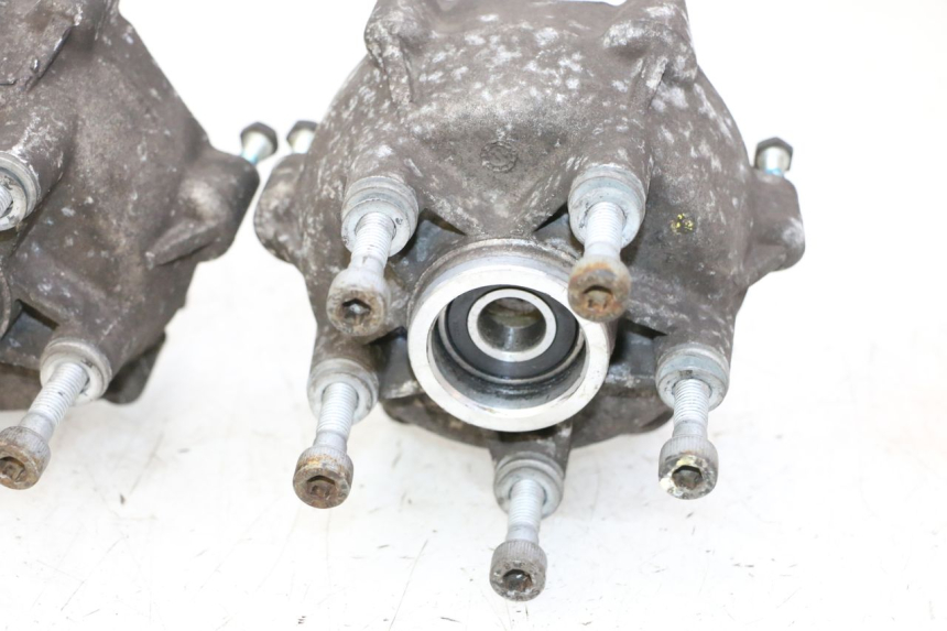 photo de VOORWIELNAAF PIAGGIO MP3 500 (2011 - 2015) - Technische close-up