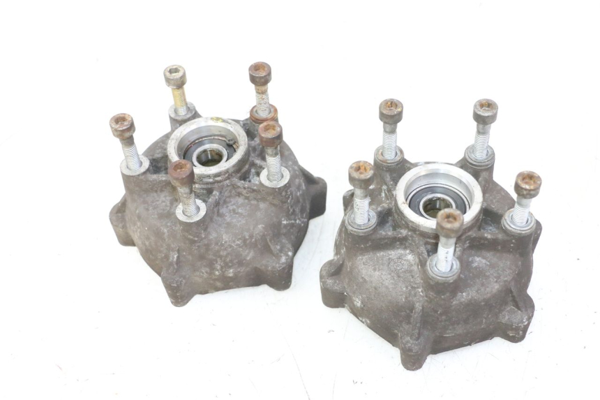 photo de VOORWIELNAAF PIAGGIO MP3 RL 250 (2006 - 2010) - Technische close-up