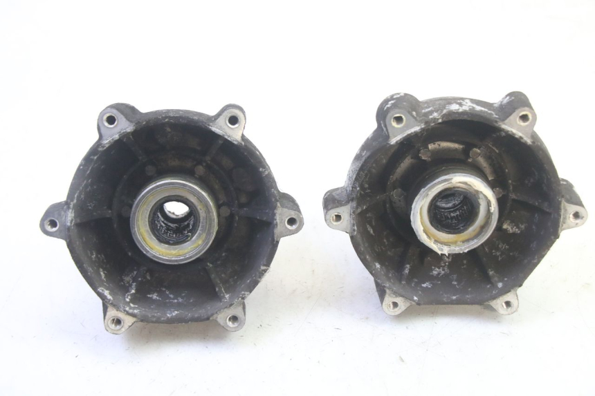 photo de VOORWIELNAAF PIAGGIO MP3 RL 250 (2006 - 2010) - Hoofdaanzicht