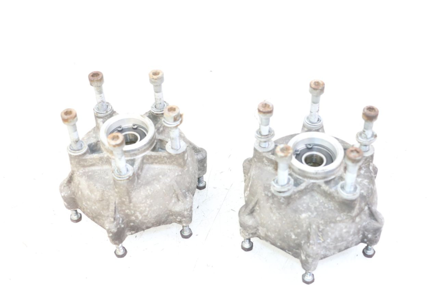 photo de VOORWIELNAAF PIAGGIO MP3 LT 400 (2007 - 2012) - Technische close-up