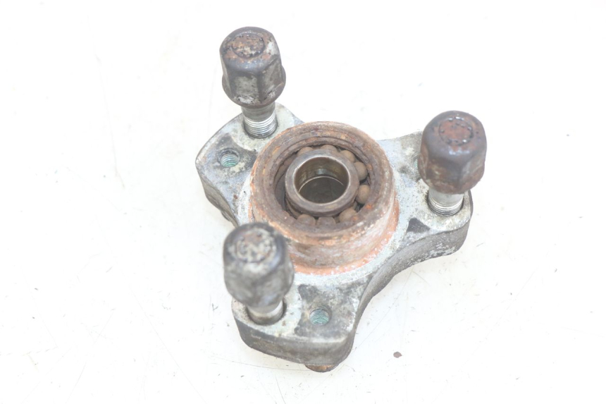 photo de VOORWIELNAAF PEUGEOT SPEEDFIGHT LC 50 (1996 - 2002) - Zoom op gebruiksstaat