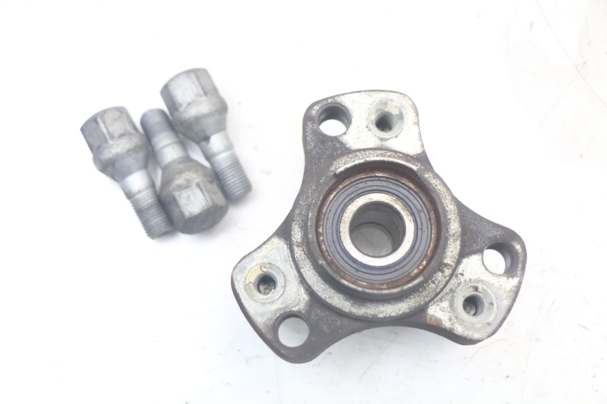 photo de VOORWIELNAAF PEUGEOT SPEEDFIGHT 100 (1997 - 2007) - Hoofdaanzicht