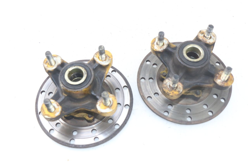 photo de VOORWIELNAAF SHINERAY XY150STE 150 - Bevestigingspunten