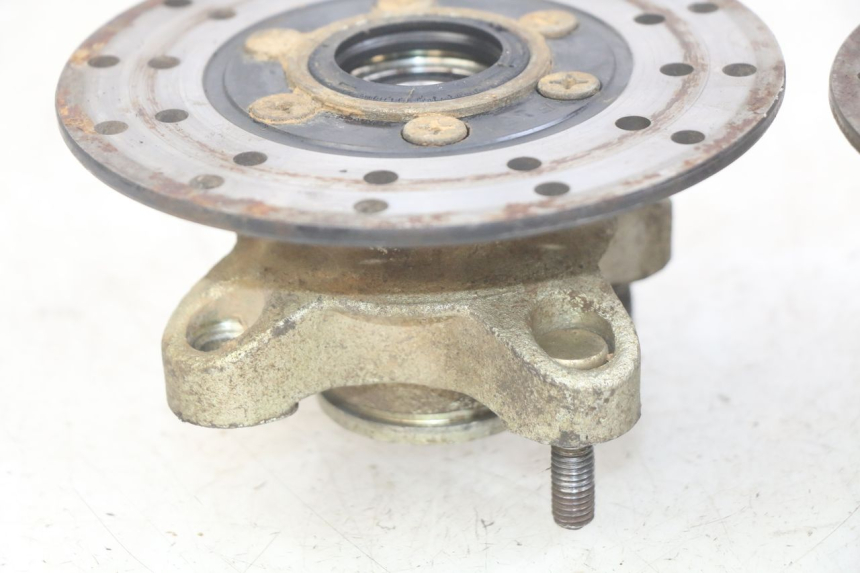 photo de VOORWIELNAAF SHINERAY XY250 STXE 250 (2006 - 2012) - Technische close-up