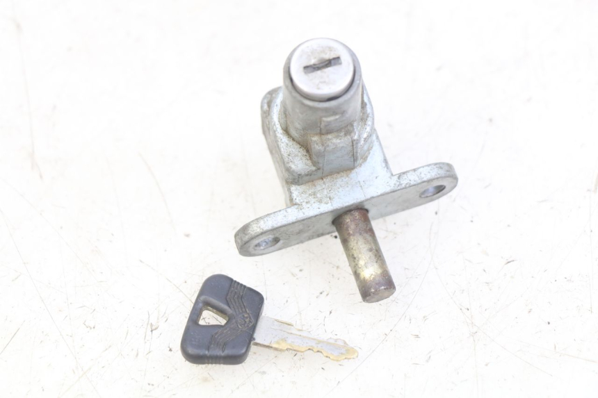 photo de CONTACTSLOT MBK BOOSTER SPIRIT 50 (1999 - 2003) - Hoofdaanzicht