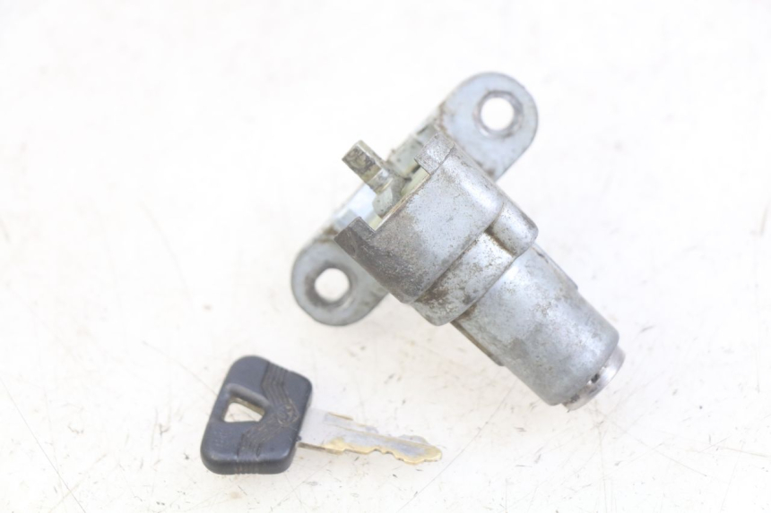 photo de CONTACTSLOT MBK BOOSTER SPIRIT 50 (1999 - 2003) - Andere kijkhoek